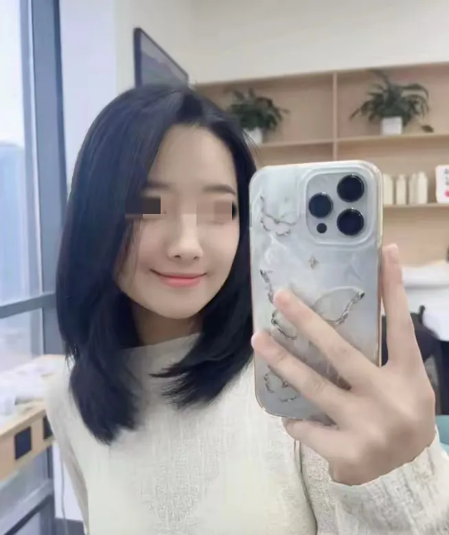 原来那个被蛇咬的女游客，就算被医院确诊是被银环蛇咬了也救不回她的命了！因为他们去
