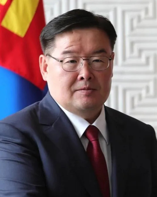 蒙古选出亲华新总理











天塌下来了！蒙古政坛最近乱成一锅粥，前
