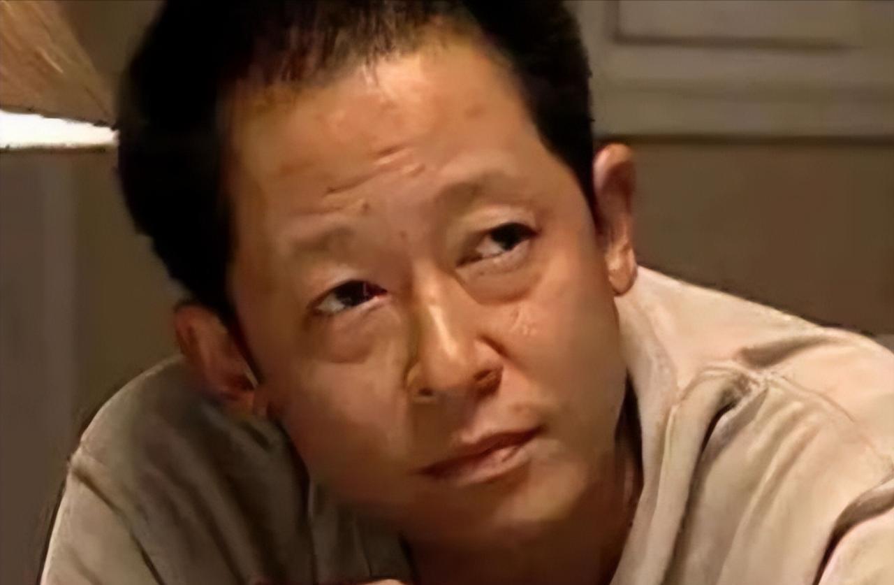 2000年，某场颁奖典礼上，王志文和一名女记者发生争执。女记者怒吼：“再狂，信不