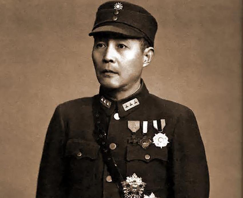 1933年，钱大钧在火车上撞见了从监狱逃出来的陈赓。可他却下令，不准捉陈赓。部下