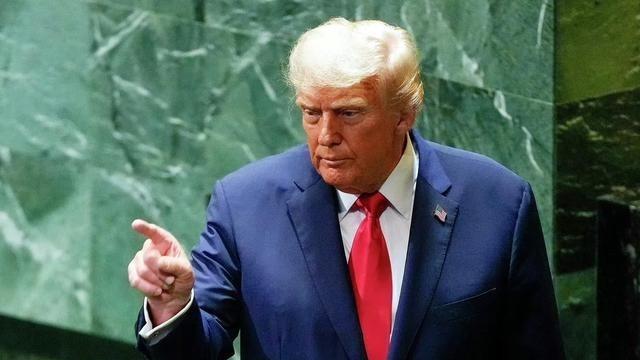 突发消息！特朗普态度大变。针对乌克兰问题，美国总统特朗普在社交平台上突然发文表示