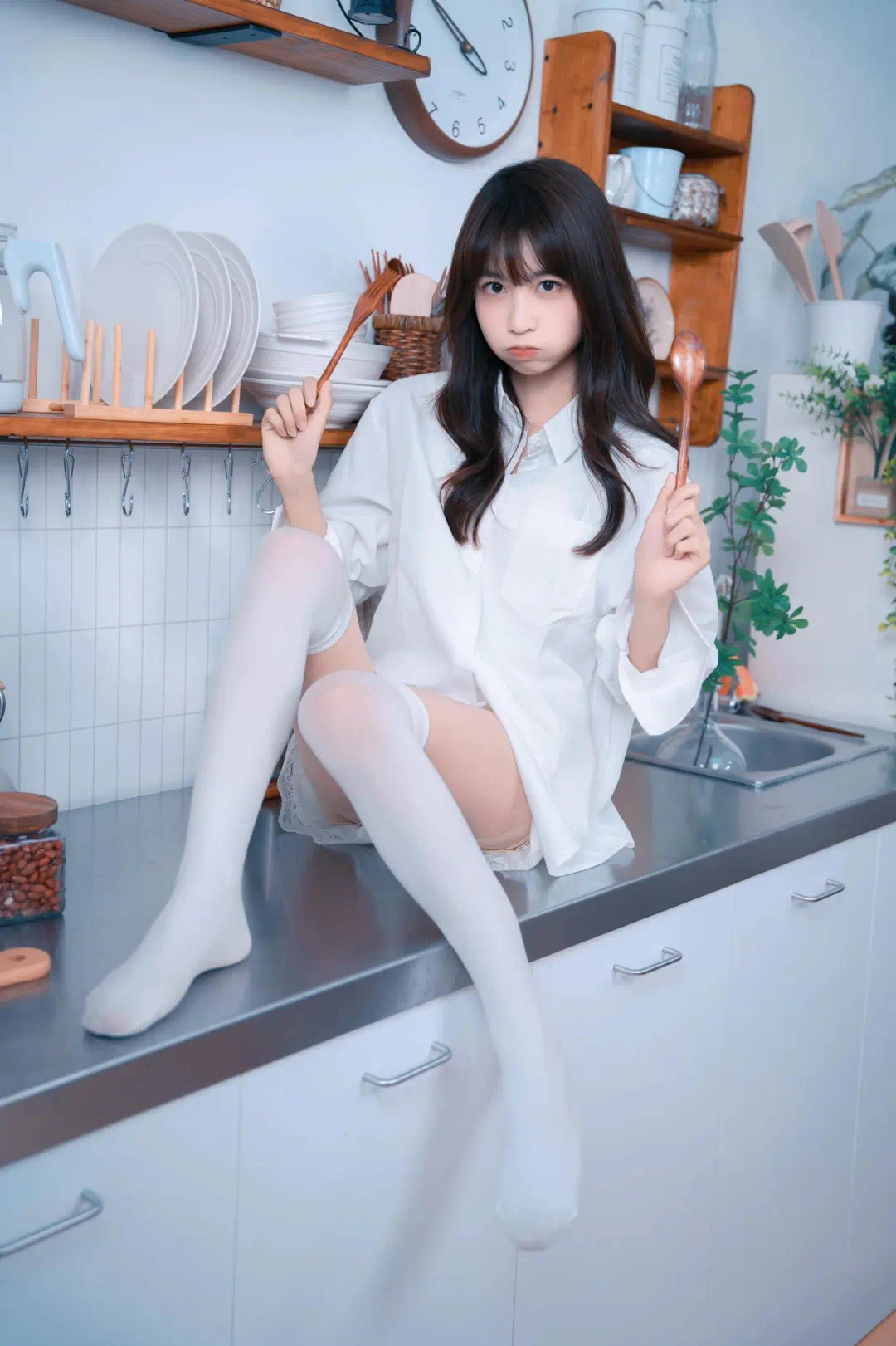 她一笑，世界都跟着变甜了