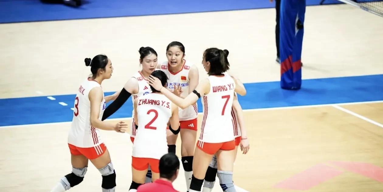 中国女排3-2保加利亚女排，取得两连胜
6月19日20点30分，2025女排世联