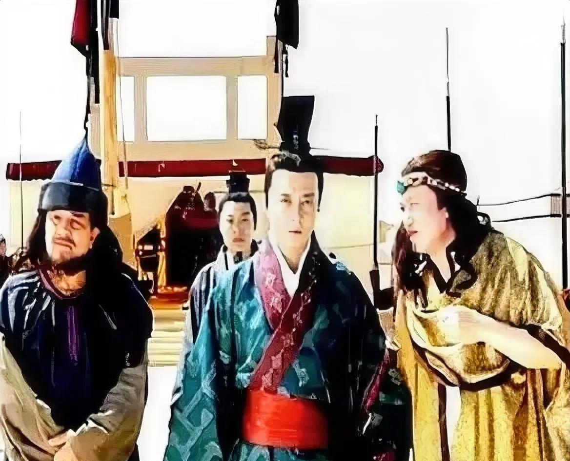 汉朝把楼兰王子阉了，楼兰想迎回王子继承王位，汉朝怕楼兰发现王子被阉了，便不让王子