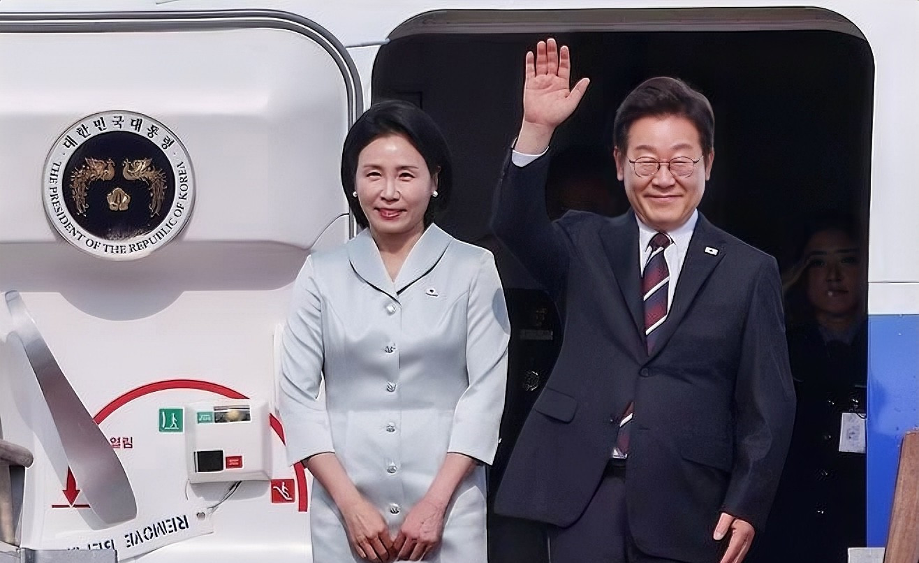 韩总统首次出访，破冰之旅











---











万