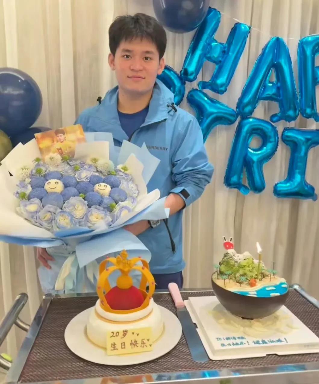 #乒乓球#林詩棟祝贺林诗栋生日快乐，越来越帅