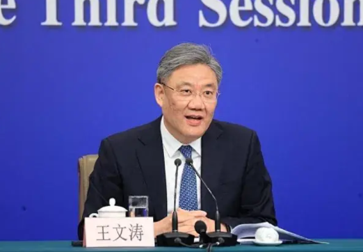 奉陪到底！中国喊话美国
3月6日，商务部部长王文涛公开表示，针对美国采取的限制措