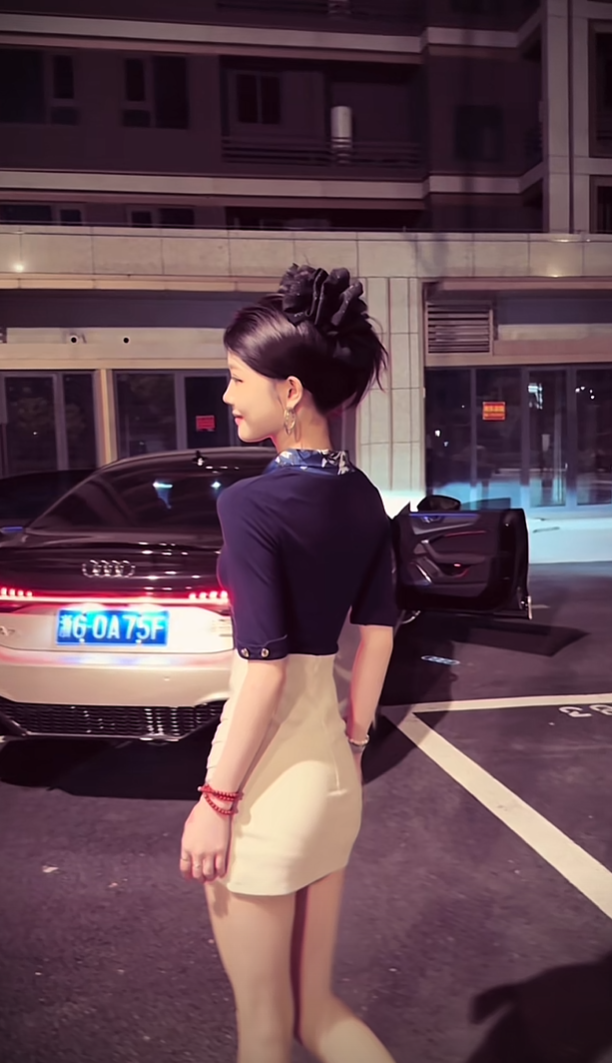 还是那句话，我一个女的对这种都感兴趣，特别是后面的四个圈