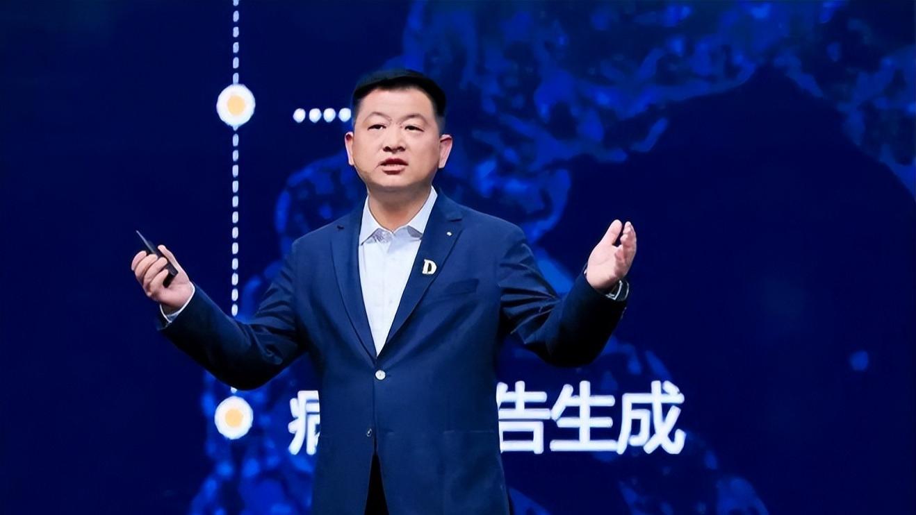 周跃峰掌舵华为云：AI时代能否改写云计算格局？