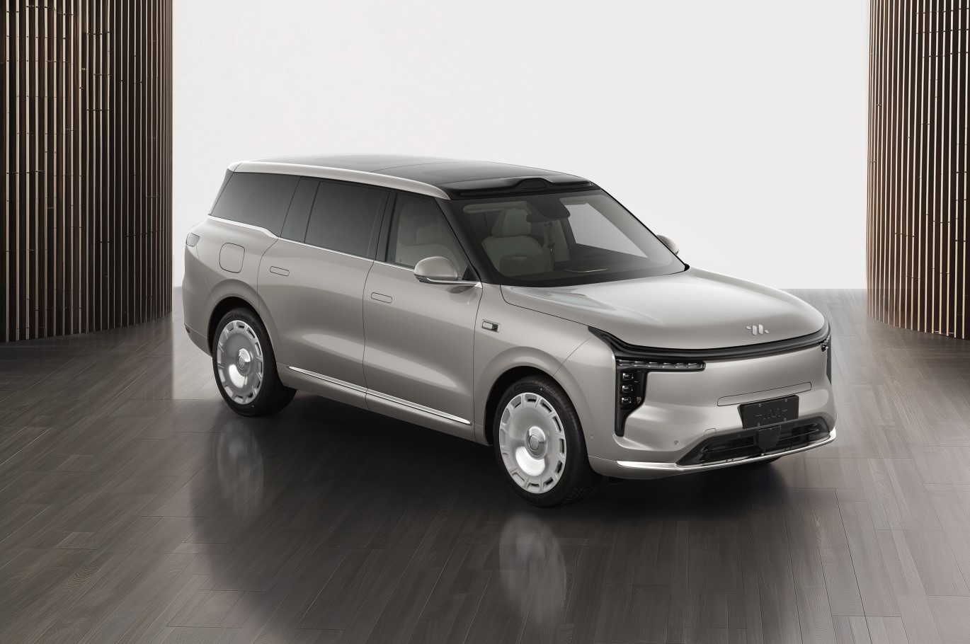 智己LS8曝光：增程+激光雷达