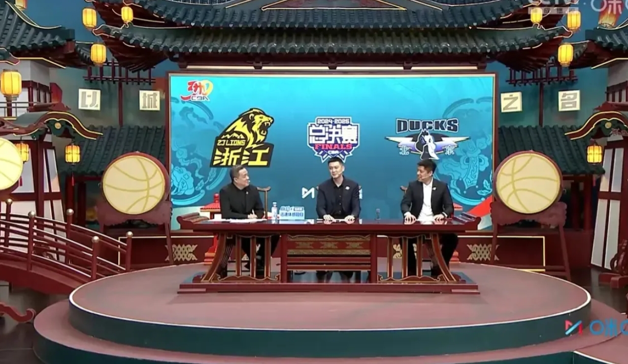 为什么，为什么不请杜峰指导，CBA联赛总决赛开打后咪咕平台请了辽宁队主教练杨鸣和