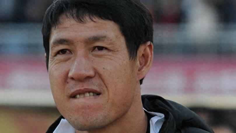 广州豹队客场2-0击败大连鲲城，黎兵战术奏效