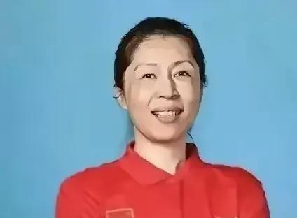 赛前吹上天的主持人和嘉宾，现在脸疼吗？张口就是