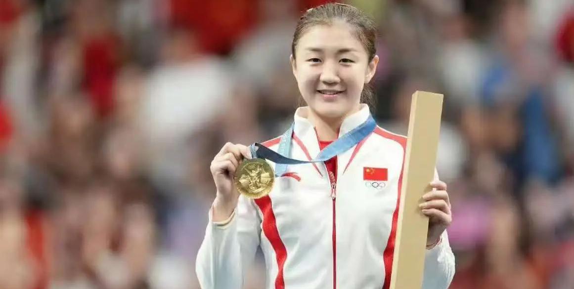 陈梦坦言渴望完整家庭：赛场大魔王，也想当被爱的小女孩
聚光灯下，陈梦是让对手闻风