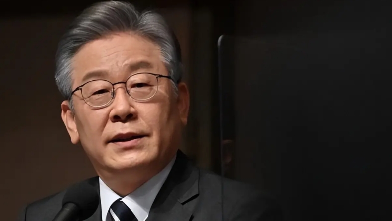 李在明不就是“尹锡悦2.0”版本吗？

李在明上来就是为了扳倒尹锡悦，可是他的所