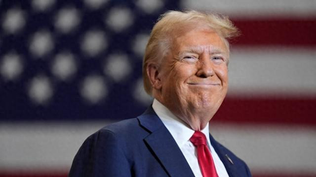 “中美签了”！特朗普宣布好消息，中美达成多项协议，稀土稳了？