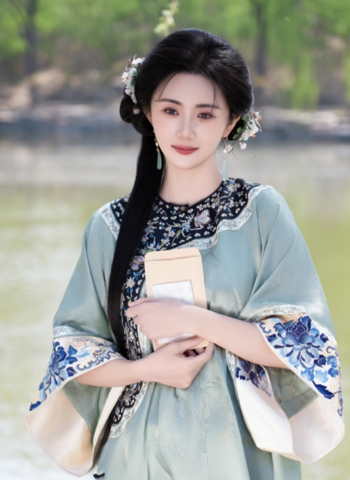赵昕的这组妆造，超nice的，感觉如何？