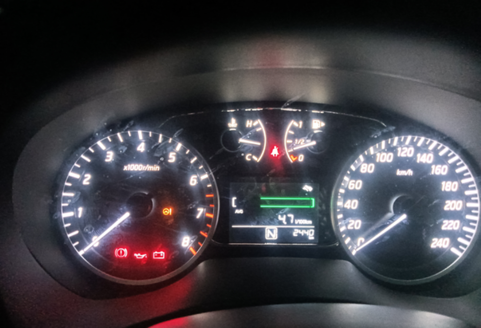 经典轩逸油耗测试
我一箱油跑了723公里，投4.8毛一公里市区加国道的油耗！这不