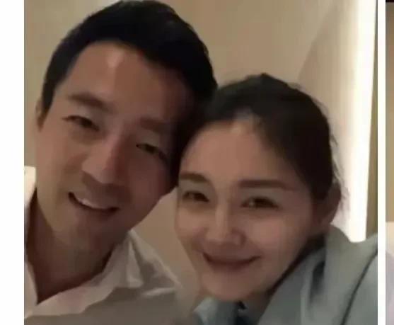 不看不知道
一考古才发现
大S谈过的历届男友
和汪小菲谈过的历届女友
真是一个天