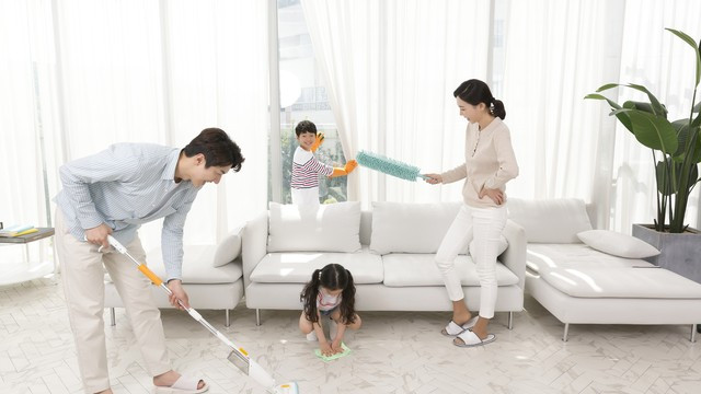 离婚后第3年，我才懂：男人不做家务，不是懒，是没把你当家人