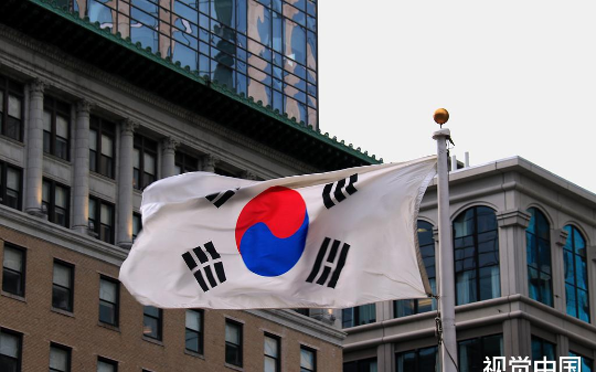 韩国前总统夫妇双双入狱，青瓦台魔咒再次应验！