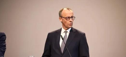 德国总理默茨表示：俄罗斯能懂的语言只有武力，所以我们需要证明这一点
德国总理默茨