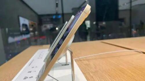 iPhone 17 Pro Max 与 AirPods Pro3 将于9月10日发布：全新功能一览