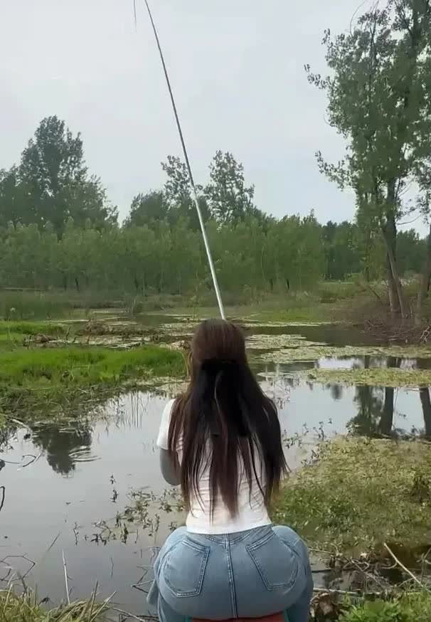 看到这个天气，我也想去钓鱼了