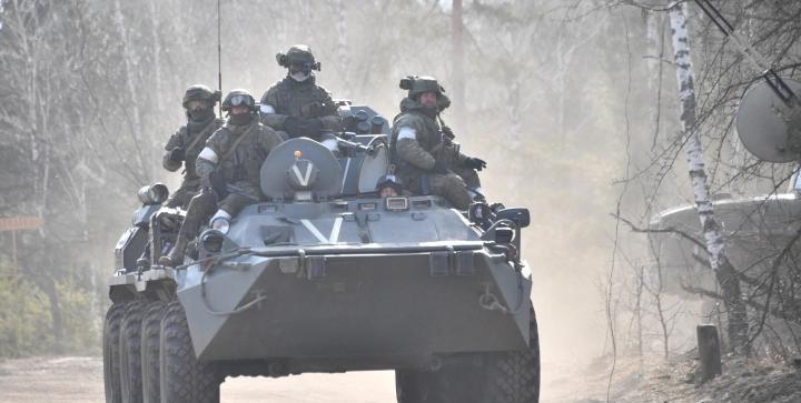 周末几天俄军仍然加大对乌克兰的打击。英国《卫报》称 7 月 18 日至 19 日