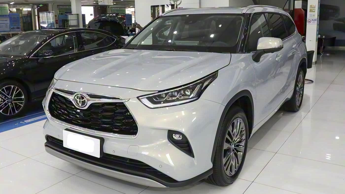 2026款汉兰达到店实拍！焕新价21.98万配大七座，搭2.5L油电混动