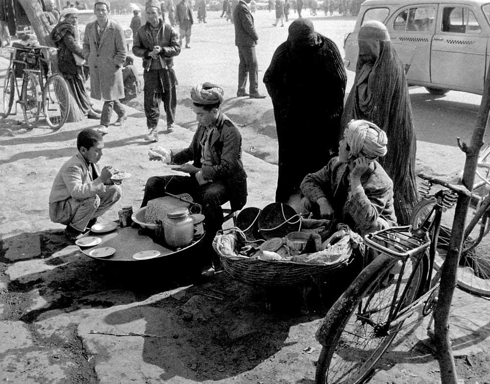 早，恰饭冇？(1966年喀布尔)