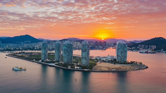 海南封关，我和家人商量后，下定决心做这3件事！这次真的要拼一把！