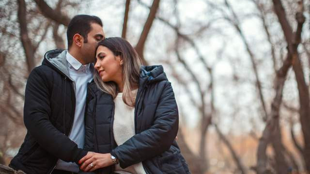 他总是找借口避开亲密？或许这不是冷淡，而是「太快」的自卑