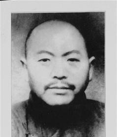 1951年，大汉奸黄标被判死刑，到了刑场，黄标却很不甘心：“我每个月给新四军送了