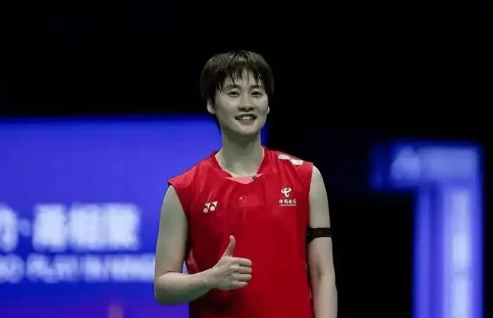 2025新加坡羽毛球公开赛刚刚结束了一场女单决赛，奥运会冠军、世界排名第5的陈雨