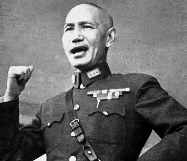 蒋介石发动内战时，为什么会有那么大的信心？其实是被他的部下们忽悠了。
1946年