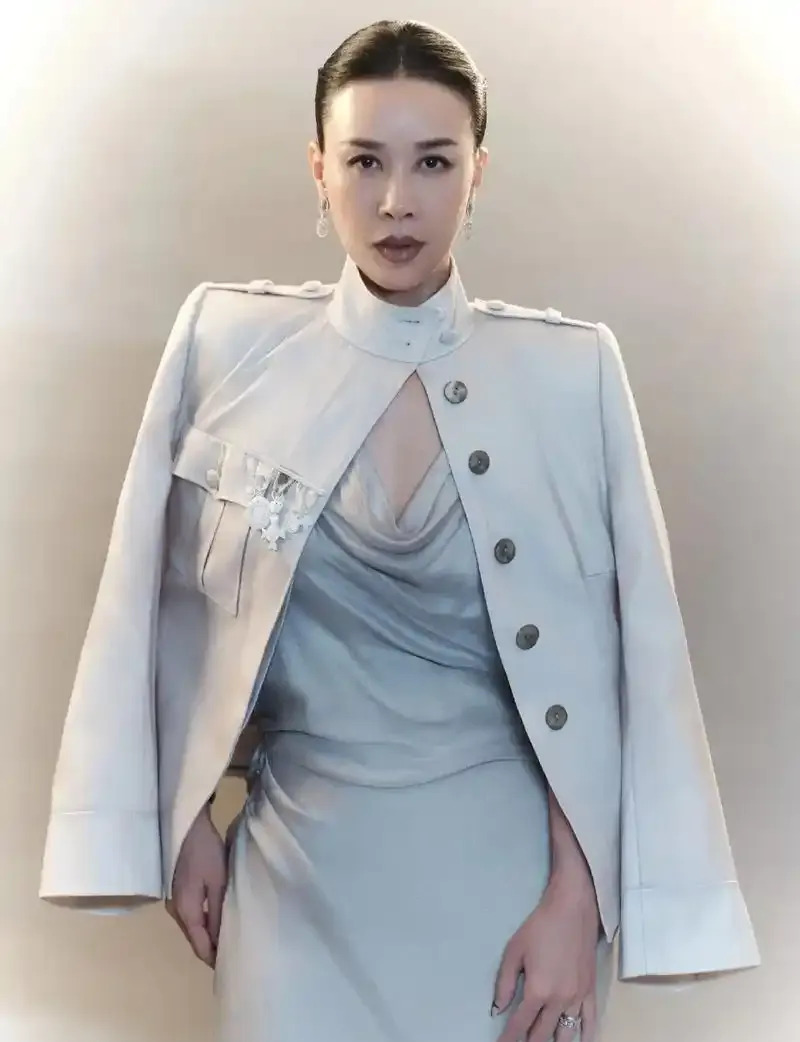 少数民族女明星大盘点











娱乐圈少数民族美女真不少！迪丽热巴、
