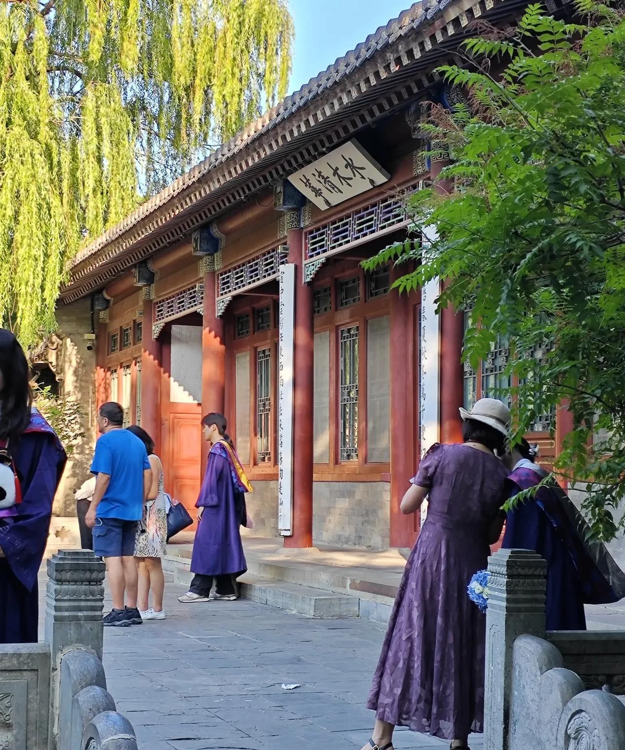 内蒙古教育厅方面回应那尔那茜事件，干脆利落，就是没有结果。
你还能说什么？
十几
