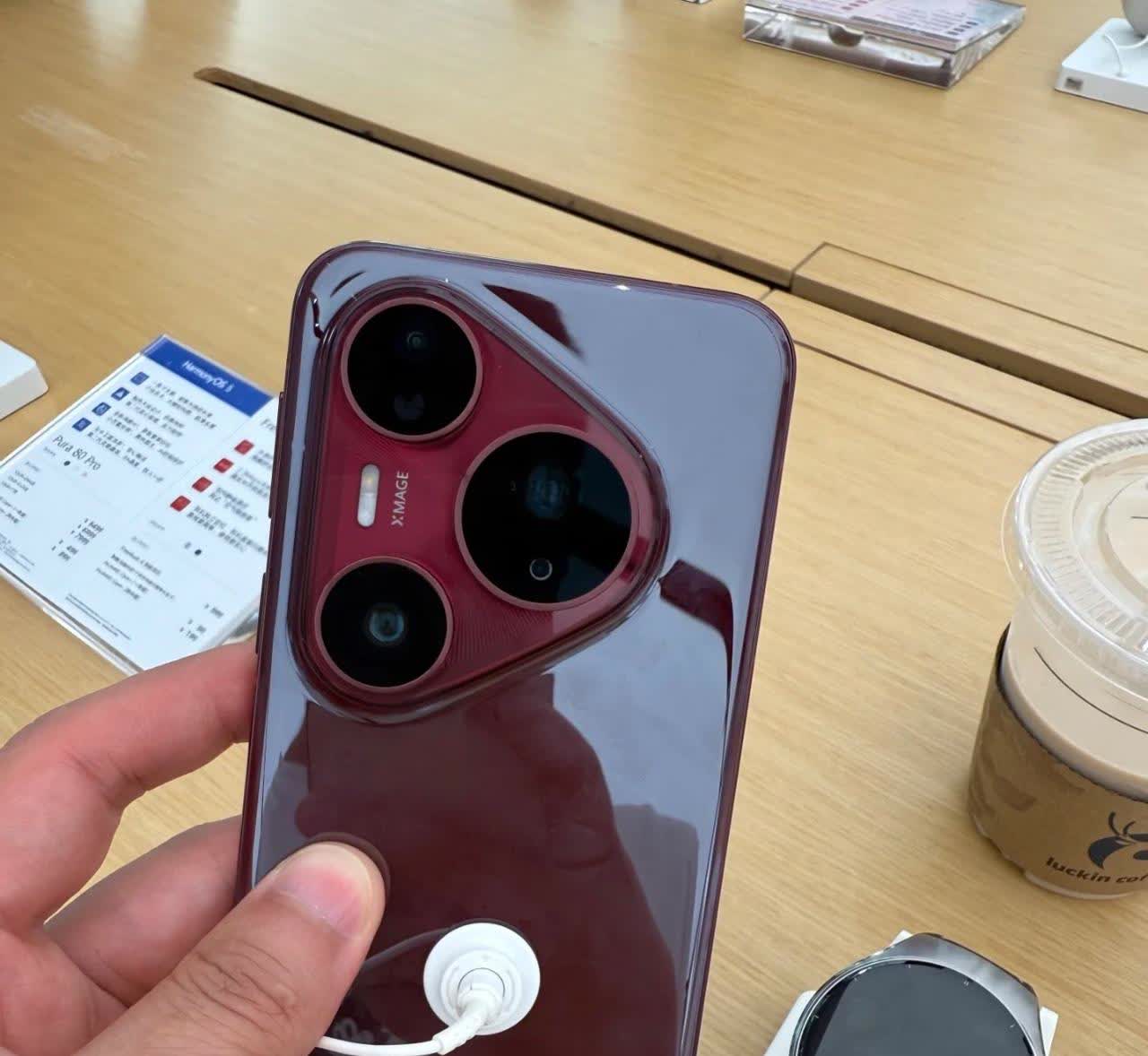 哟呵，不会就我一个人发现了，华为Pura80 Pro+隐藏的一个小秘密，尽管余承