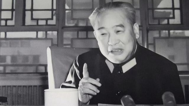 1955年他是仓库库长，上级派人通知：你赶紧去北京参加授衔吧