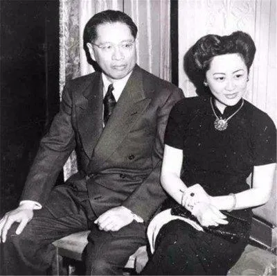 1941年，23岁的上海滩第一美女任芷芬，嫁给了晚清第一富商盛宣怀的孙子盛毓邮为
