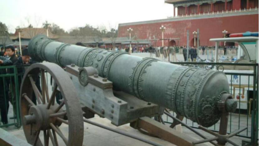 在平三藩、收台湾、定沙俄之后的百年间，大清最大的对手是谁？又是怎么崛起的？