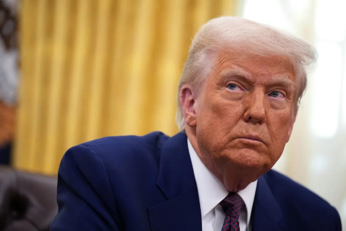 中国发出“任何类型战争准备”后，特朗普认怂了

特朗普又挥起了关税大棒，但中国这