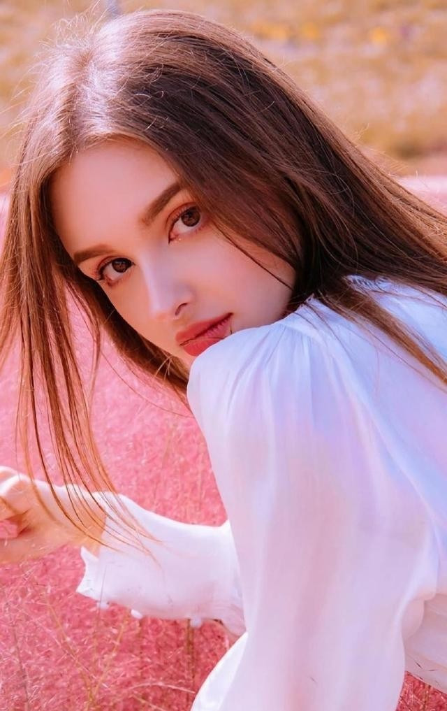 乌克兰男人短命真相：美女背锅？











乌克兰男人为啥活不长？难道