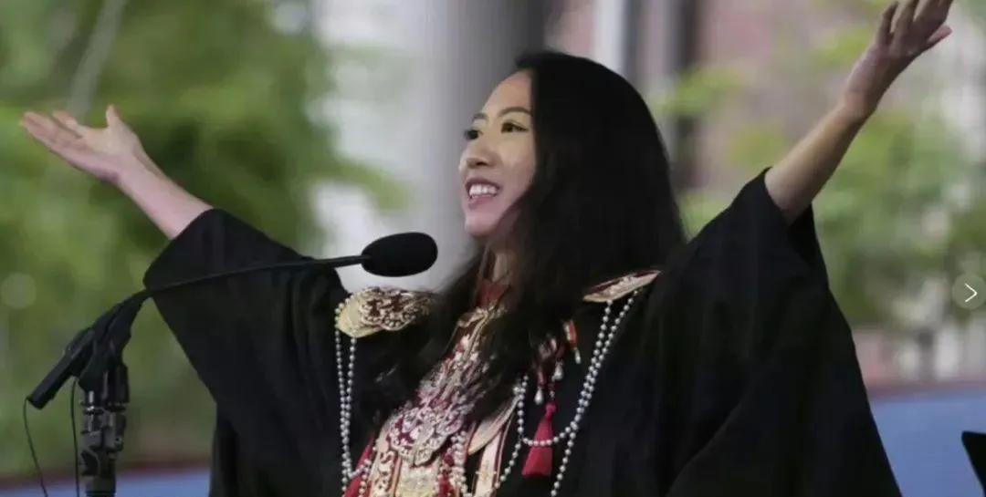 关于哈佛蒋小姐在蒙古实习的那些事儿
先说个冷知识：在蒙古国，中国人曾因国籍在街上