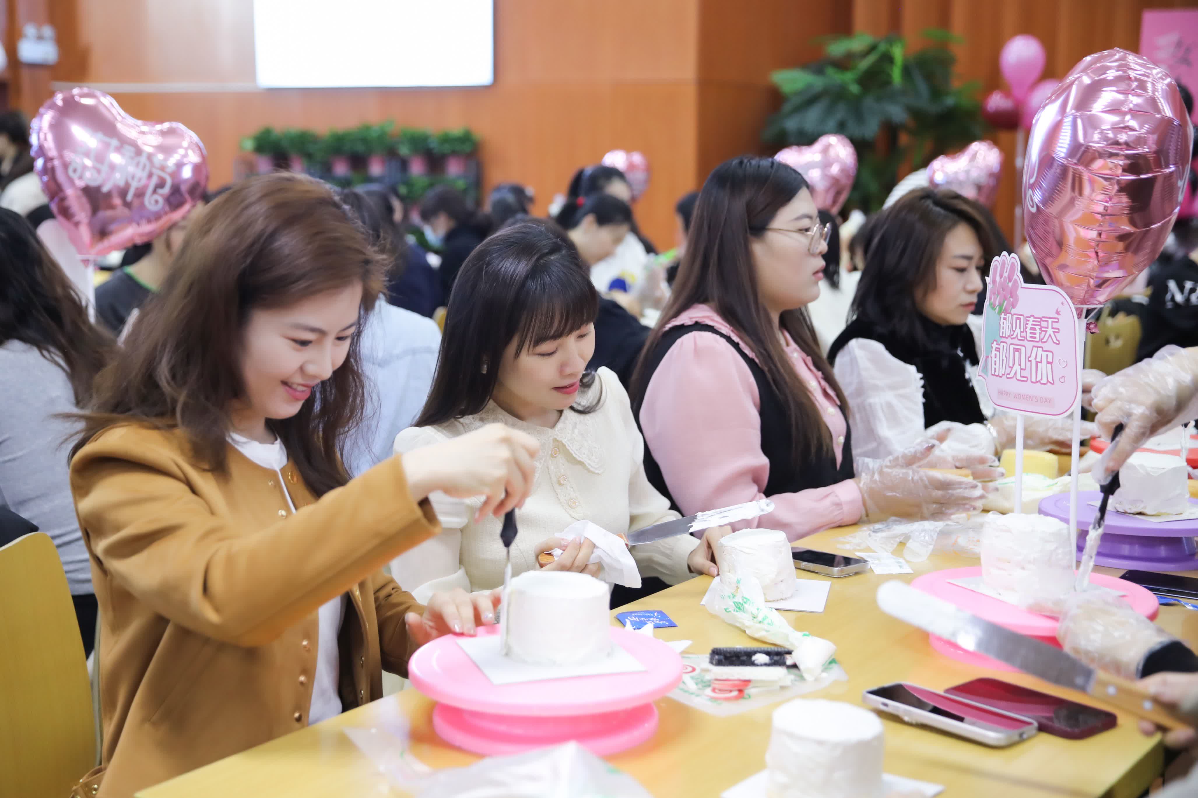 我算是明白了，为什么现在女孩子爱好烘焙在相亲里会成槽点。之前我相亲好几次，话都聊