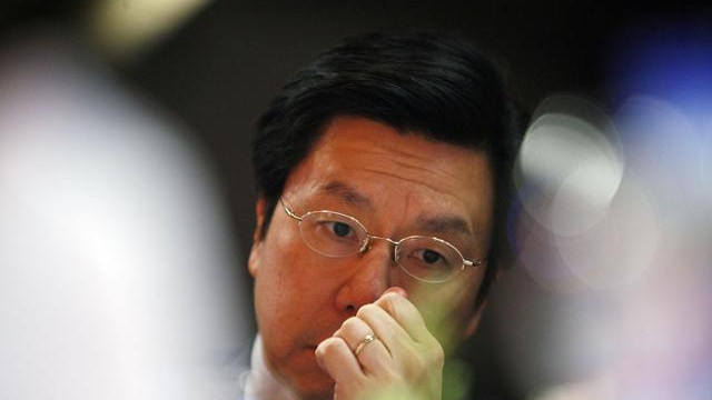 挣了27年美金，美国劝他改美国籍！他转头将864家公司搬回中国