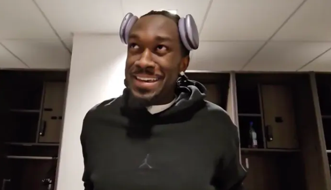 明日NBA杯小组赛，雷霆将主场迎战太阳。
太阳球员马克-威廉姆斯在接受记者采访时