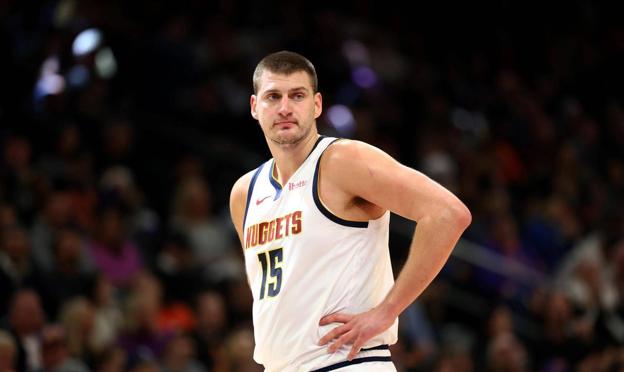 【约基奇来湖人，绝无可能！】
NBA爆料大神Shams两句话就能让湖人队的球迷彻
