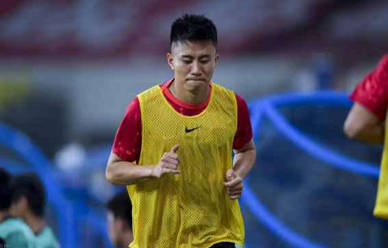 本赛季结束后，合约到期的甘超能否留在成都蓉城？

在胡荷韬受伤之前，甘超的出场顺